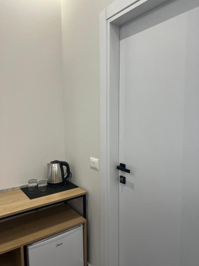 Checkpoint Tirana Apartments Bagian luar foto