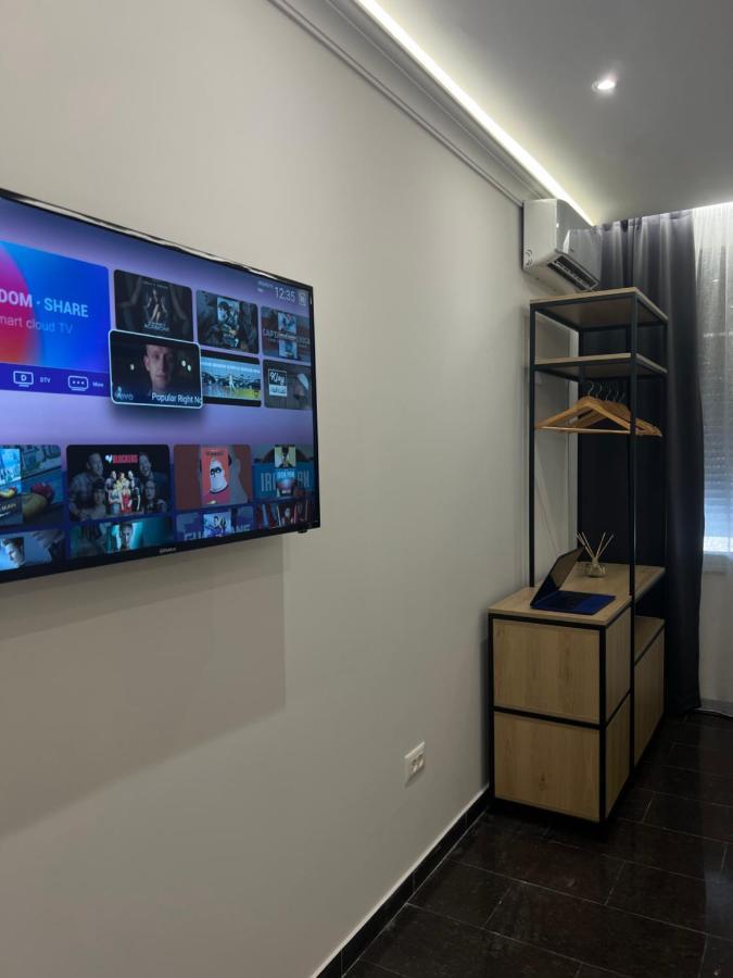 Checkpoint Tirana Apartments Bagian luar foto