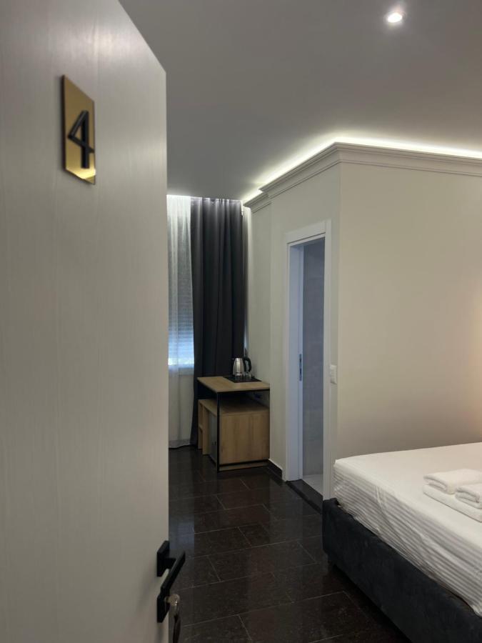Checkpoint Tirana Apartments Bagian luar foto