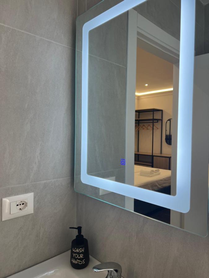 Checkpoint Tirana Apartments Bagian luar foto