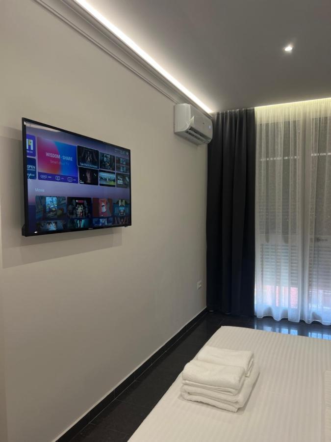Checkpoint Tirana Apartments Bagian luar foto