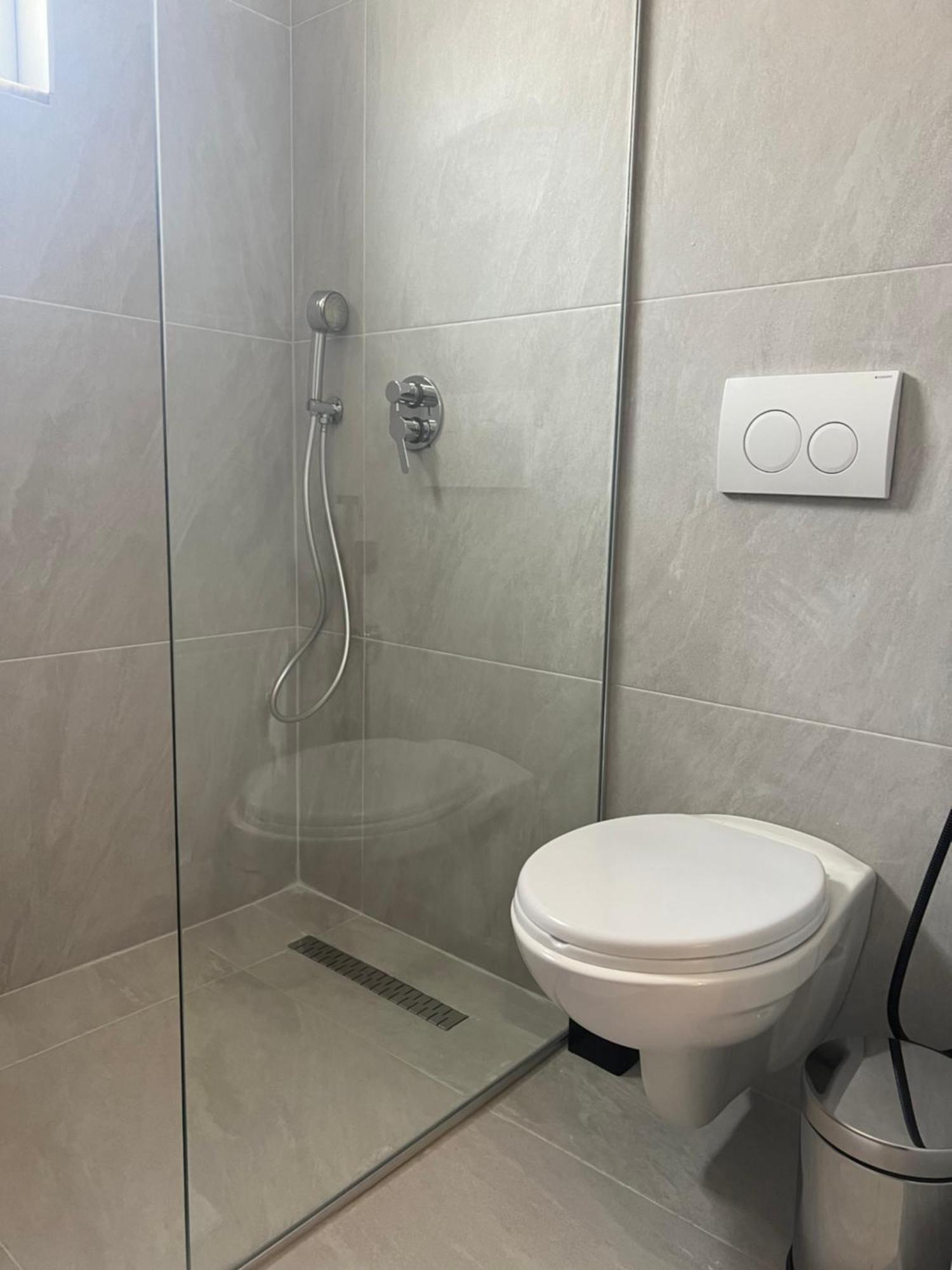 Checkpoint Tirana Apartments Bagian luar foto
